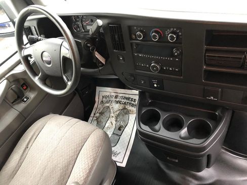 Used 2015 GMC Savana 2500 G2500 image 25