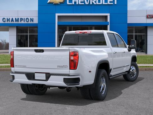 New 2026 Chevrolet Silverado 3500 High Country w/ High Country Premium Package AWD/4WD image 4