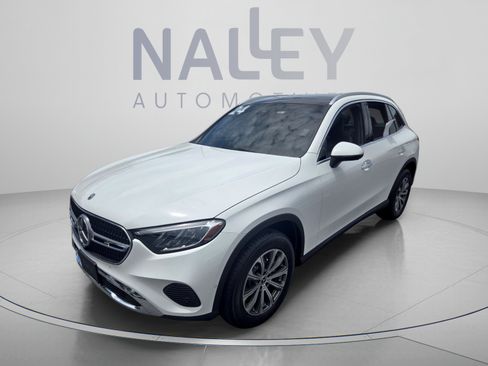 Used 2024 Mercedes-Benz GLC 300 image 1