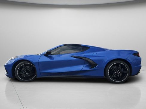 Used 2021 Chevrolet Corvette Stingray image 5