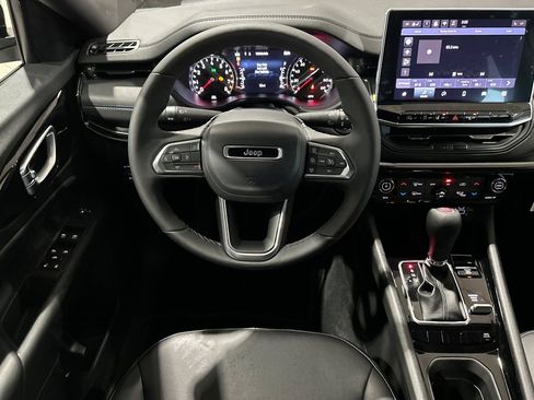 New 2026 Jeep Compass Limited image 15