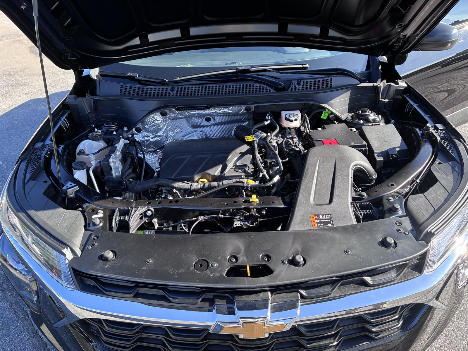 Used 2026 Chevrolet Trax LS FWD image 24