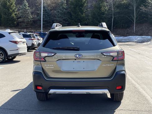 Certified 2023 Subaru Outback Limited image 4