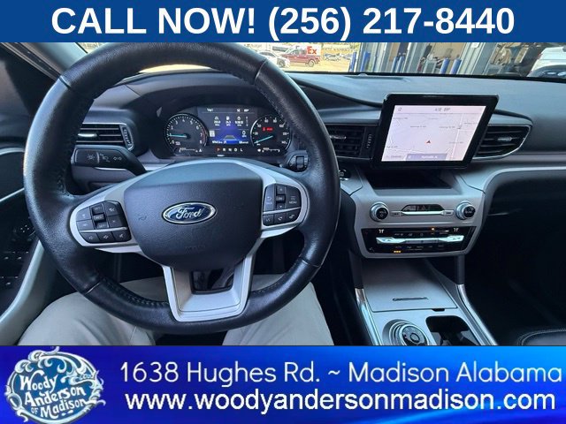 Used 2021 Ford Explorer XLT w/ Equipment Group 202A RWD image 9