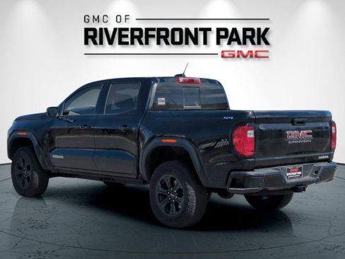 Used 2025 GMC Canyon Elevation AWD/4WD image 5