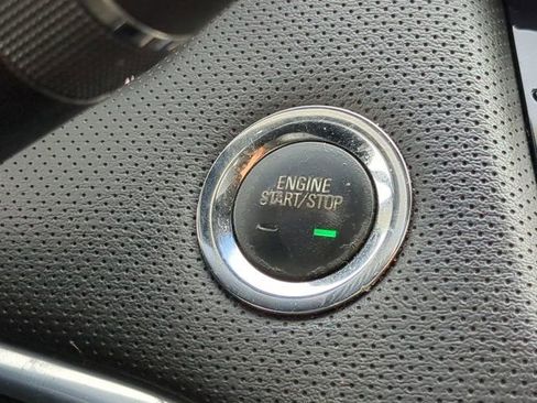 Used 2016 Cadillac XTS Luxury image 26