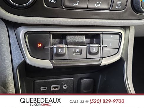 Used 2024 GMC Terrain SLE FWD image 20