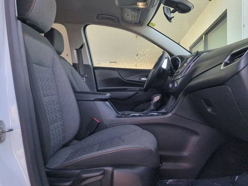 Used 2024 Chevrolet Equinox LT AWD/4WD image 35