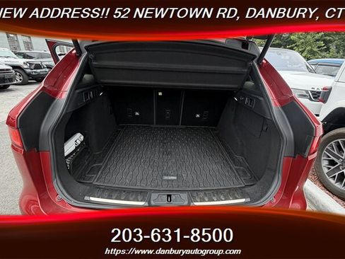 Used 2019 Jaguar F-PACE Premium AWD/4WD image 29