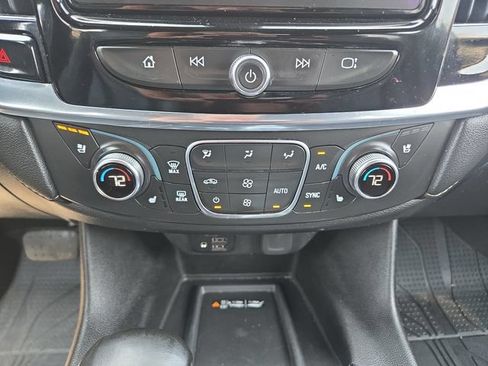 Used 2023 Chevrolet Traverse Premier w/ Redline Edition AWD/4WD image 18
