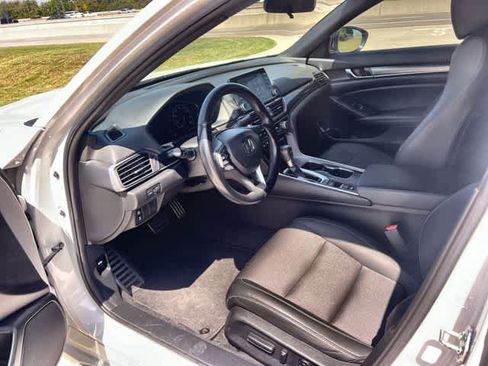 Certified 2022 Honda Accord Sport image 3