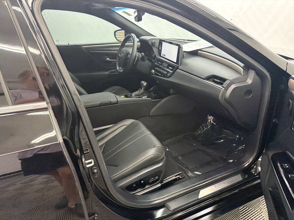 Used 2024 Lexus ES 350 F Sport FWD image 15