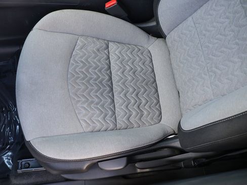 Used 2024 Chevrolet Equinox LS image 23