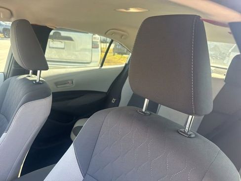 Used 2024 Toyota Corolla LE image 9