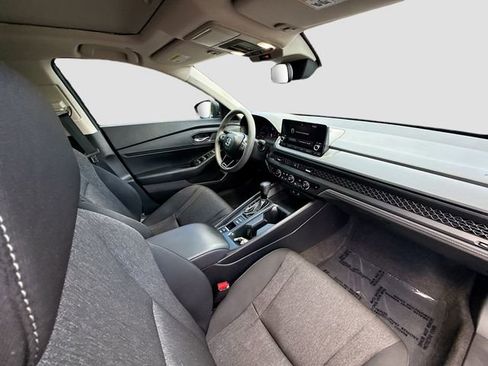 Used 2024 Honda Accord EX image 25