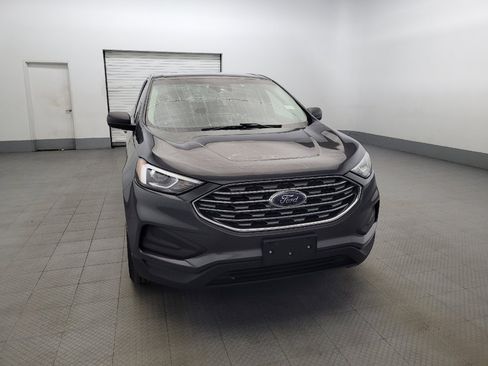 Used 2020 Ford Edge SE image 14