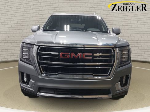 Used 2024 GMC Yukon SLT w/ Max Trailering Package image 2