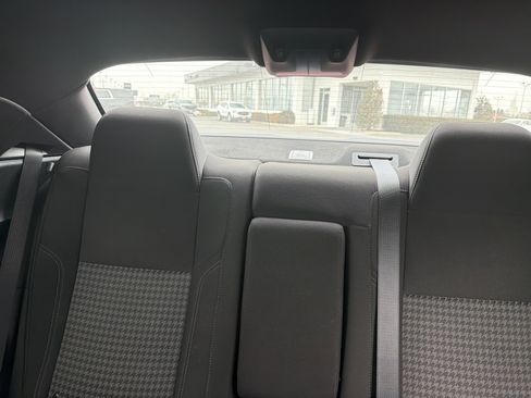 Used 2022 Dodge Challenger SXT w/ Driver Convenience Group image 23