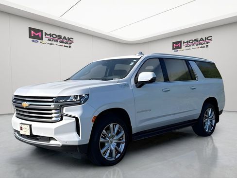 Used 2021 Chevrolet Suburban High Country image 8