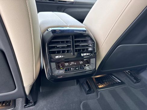 Used 2025 BMW iX xDrive50 image 16