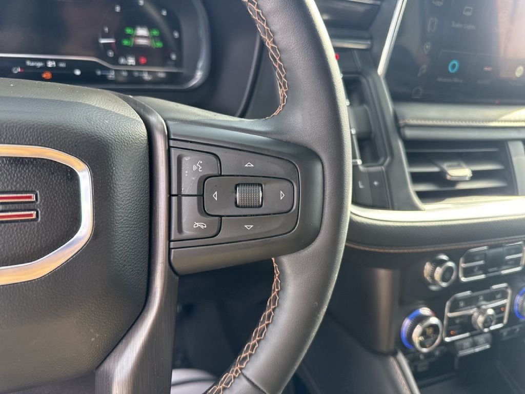 Used 2024 GMC Yukon AT4 AWD/4WD image 34