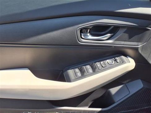 Used 2025 Honda Accord LX image 6