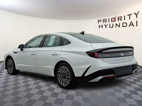 Used 2025 Hyundai Sonata Limited image 6