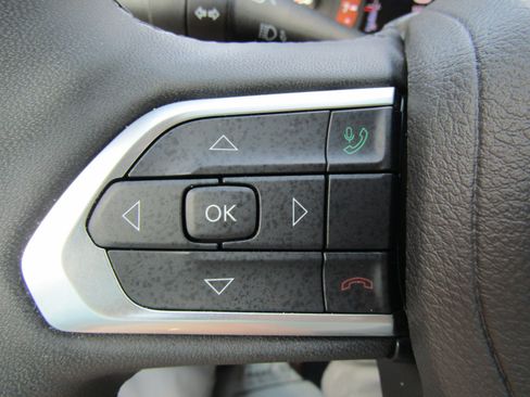 Used 2025 Jeep Compass Limited AWD/4WD image 22