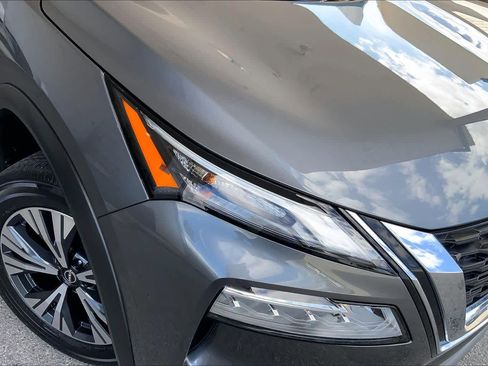 Used 2023 Nissan Rogue SV w/ SV Premium B Package image 27