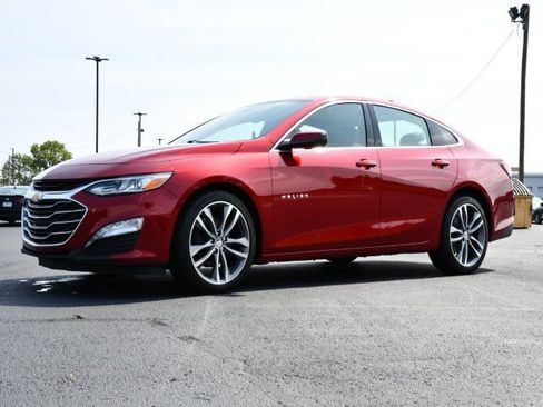 Used 2023 Chevrolet Malibu LT FWD image 3