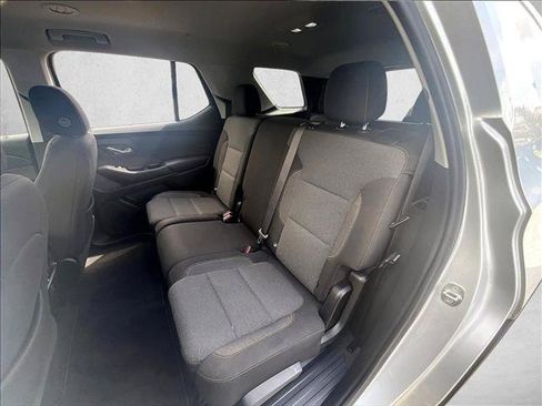 Used 2021 Chevrolet Traverse LS FWD image 28