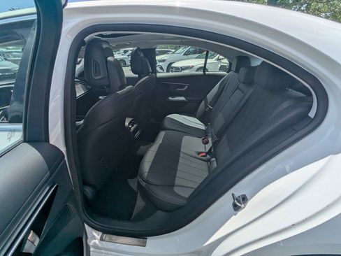 Used 2025 Mercedes-Benz E 350 Sedan image 18