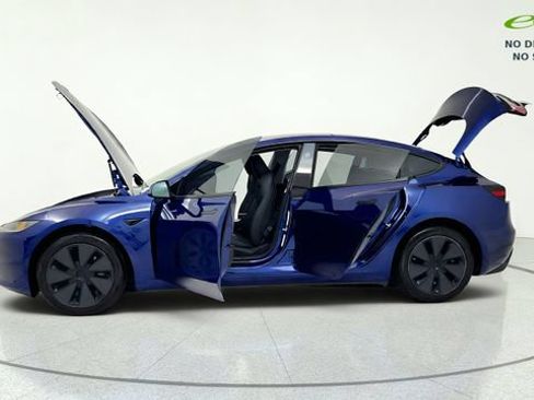 Used 2026 Tesla Model 3 RWD image 15