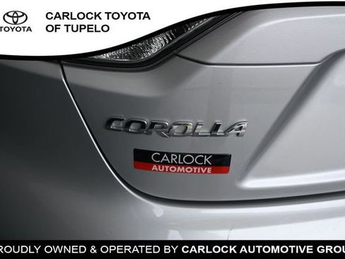 Used 2025 Toyota Corolla LE FWD image 34