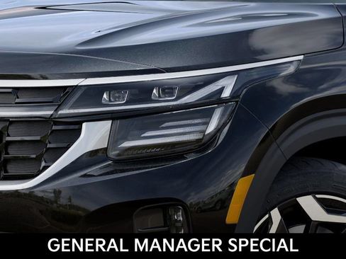 New 2026 Kia Seltos SX AWD/4WD image 11