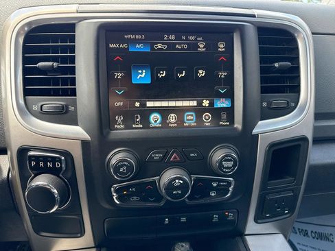 Used 2017 RAM 1500 Big Horn RWD image 34