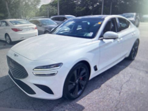 Used 2022 Genesis G70 3.3T RWD image 1