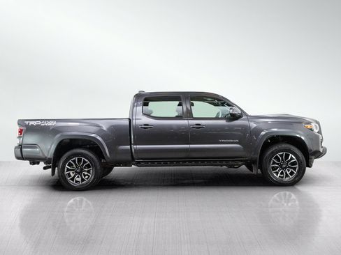 Used 2020 Toyota Tacoma TRD Sport AWD/4WD image 6
