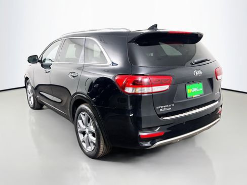 Used 2016 Kia Sorento SX image 7