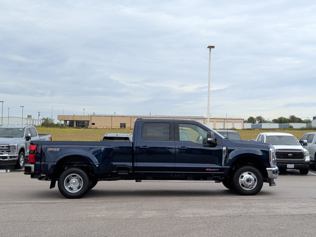 New 2027 Ford F350 Lariat AWD/4WD image 9