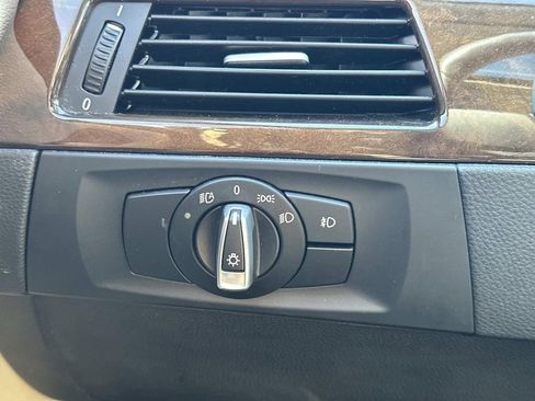 Used 2010 BMW 328i Sedan RWD image 26