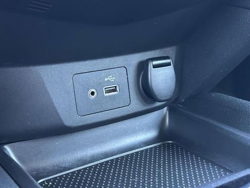 Used 2020 Nissan Rogue Sport SV image 27