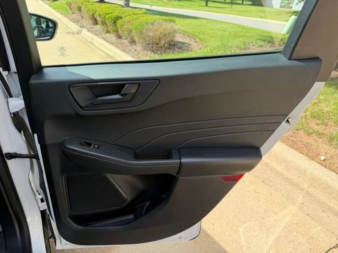 Used 2022 Ford Escape S FWD image 21