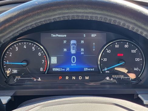 Used 2020 Ford Explorer XLT w/ Equipment Group 202A image 23