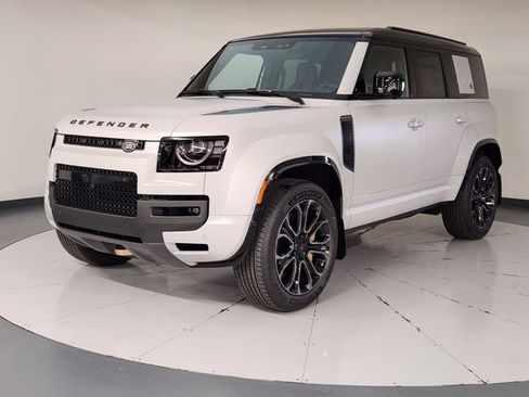 New 2026 Land Rover Defender 110 OCTA AWD/4WD image 1