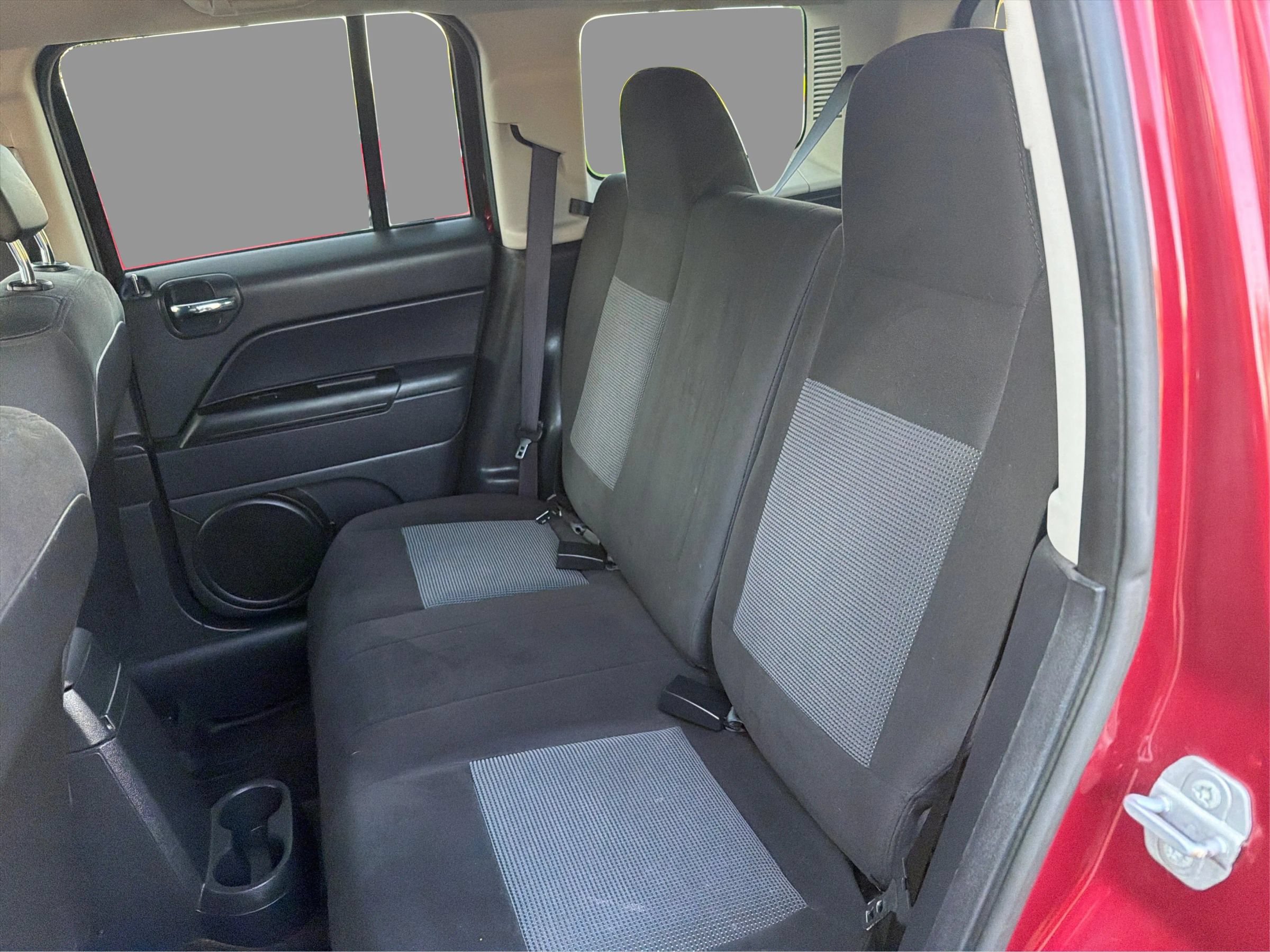 Used 2015 Jeep Patriot Sport w/ Power Value Group FWD image 11