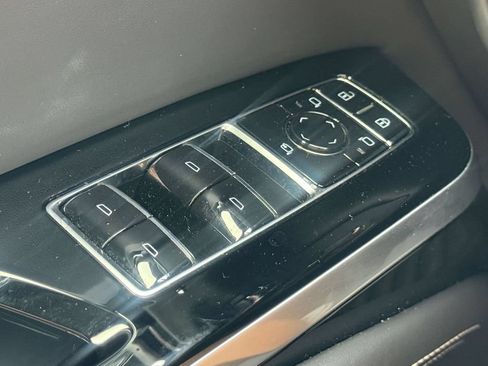 Used 2025 Cadillac Escalade ESV Sport Platinum w/ LPO, ONYX Package AWD/4WD image 25