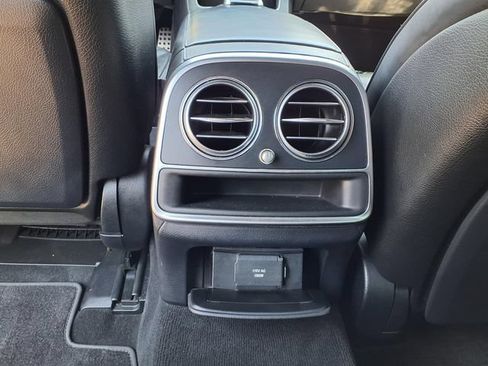 Used 2016 Mercedes-Benz S 550 Sedan image 16