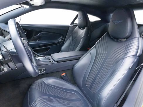 Used 2018 Aston Martin DB11 V12 RWD image 9