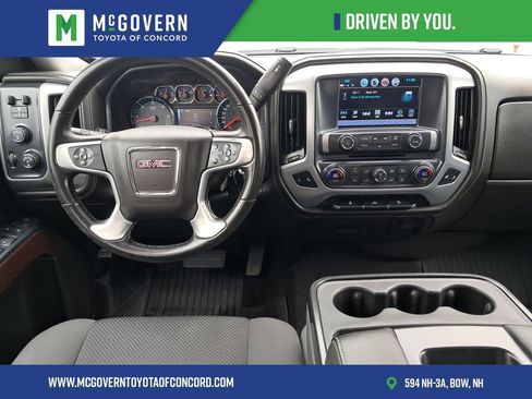 Used 2018 GMC Sierra 2500 SLE w/ HD SLE Preferred Plus Package AWD/4WD image 16